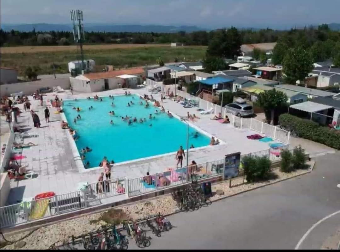 Vacances Familiales Dans Camping Avec Piscine Frejus Exterior photo