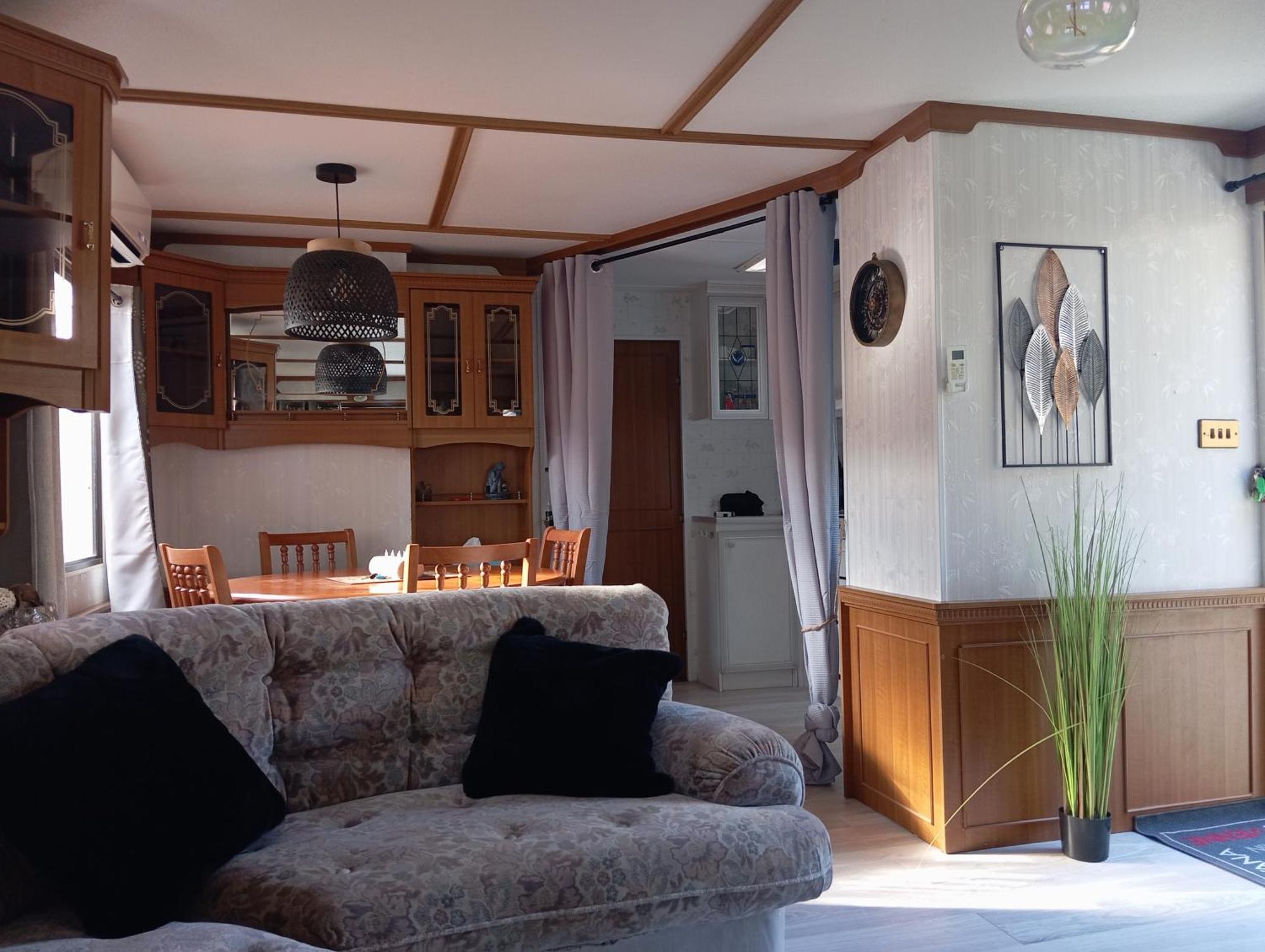 Vacances Familiales Dans Camping Avec Piscine Frejus Room photo